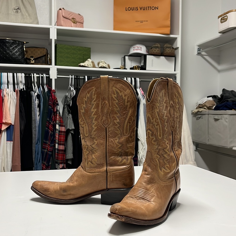 Old west boots